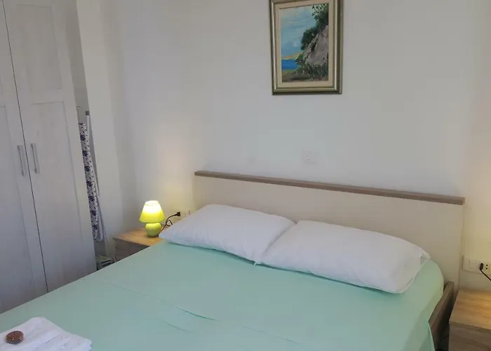 Eugen Apartman Rtina