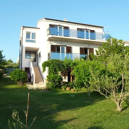 Apartment Eugen Rtina