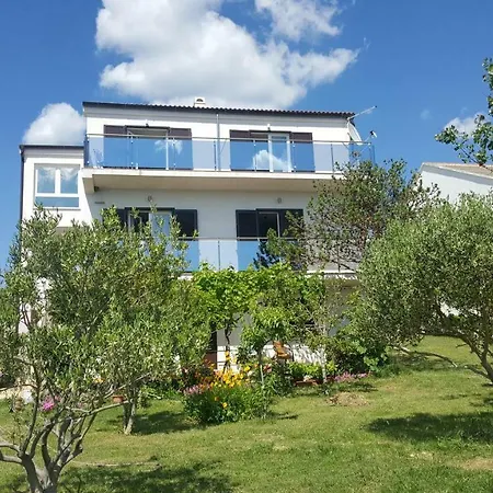 Apartment Eugen Rtina