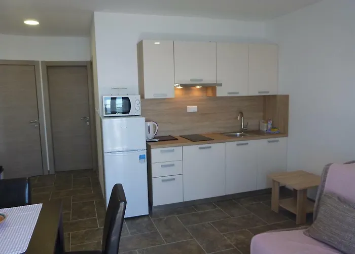 Eugen Lägenhet Rtina